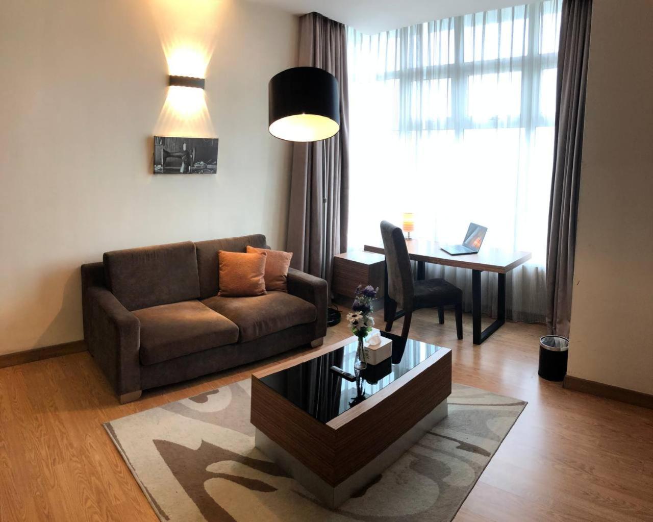 Backpackers Cozy Apartment Kl Sentral Kuala Lumpur Bagian luar foto